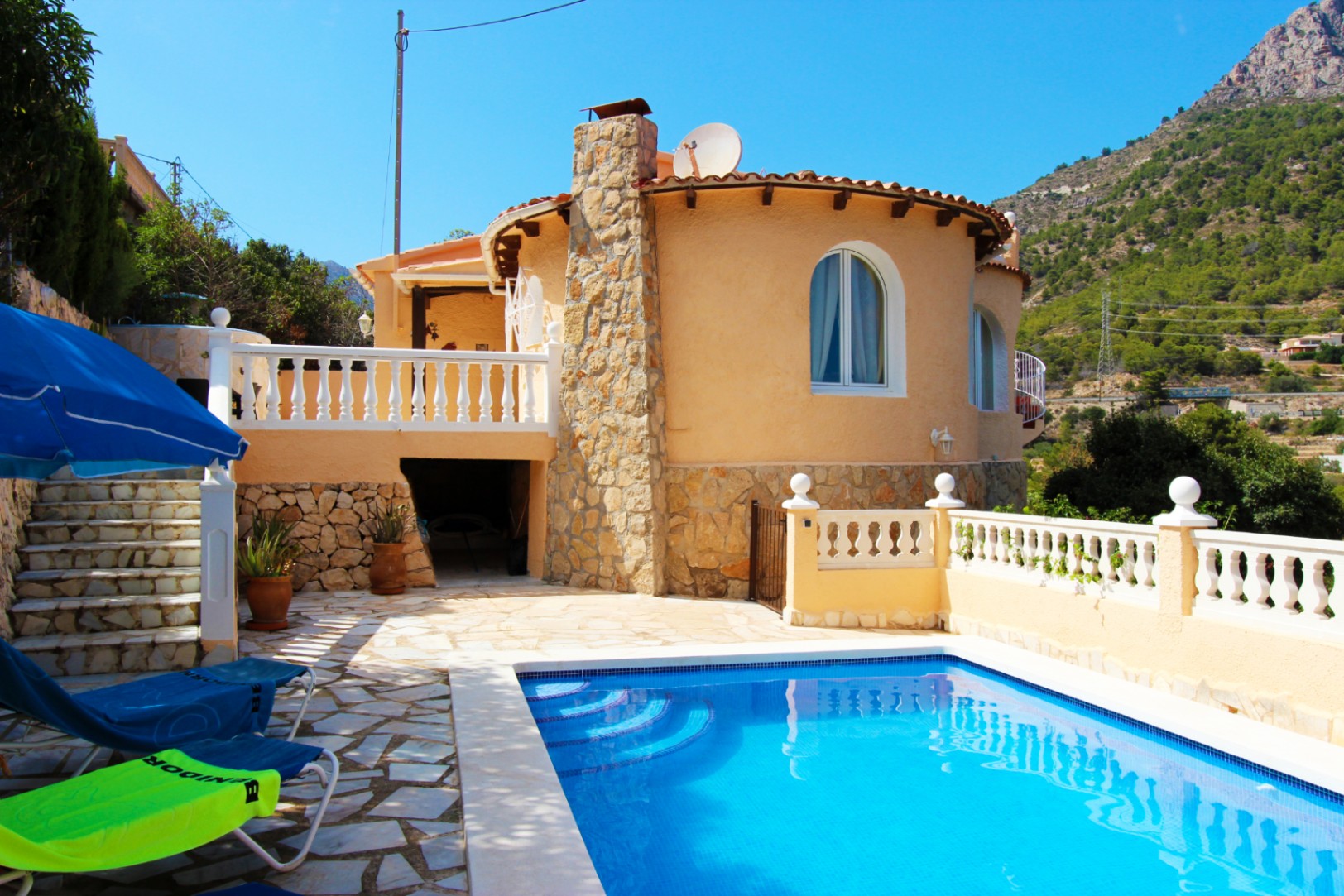Villa à Calpe, Alicante, Espagne 3 chambres, 352 m2 No. 130172