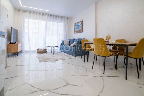 Apartment for sale Torrevieja, Alicante, Spain 2 bedrooms, 70 sq.m. No. 125509 - photo 1