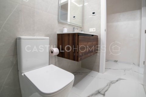 Apartment for sale Torrevieja, Alicante, Spain 2 bedrooms, 70 sq.m. No. 125509 - photo 13