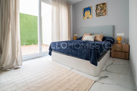 Apartment for sale Torrevieja, Alicante, Spain 2 bedrooms, 70 sq.m. No. 125509 - photo 4