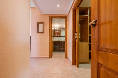 Apartment for sale Torrevieja, Alicante, Spain 5 bedrooms, 212 sq.m. No. 125465 - photo 14