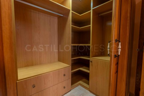 Apartment for sale Torrevieja, Alicante, Spain 5 bedrooms, 212 sq.m. No. 125465 - photo 18