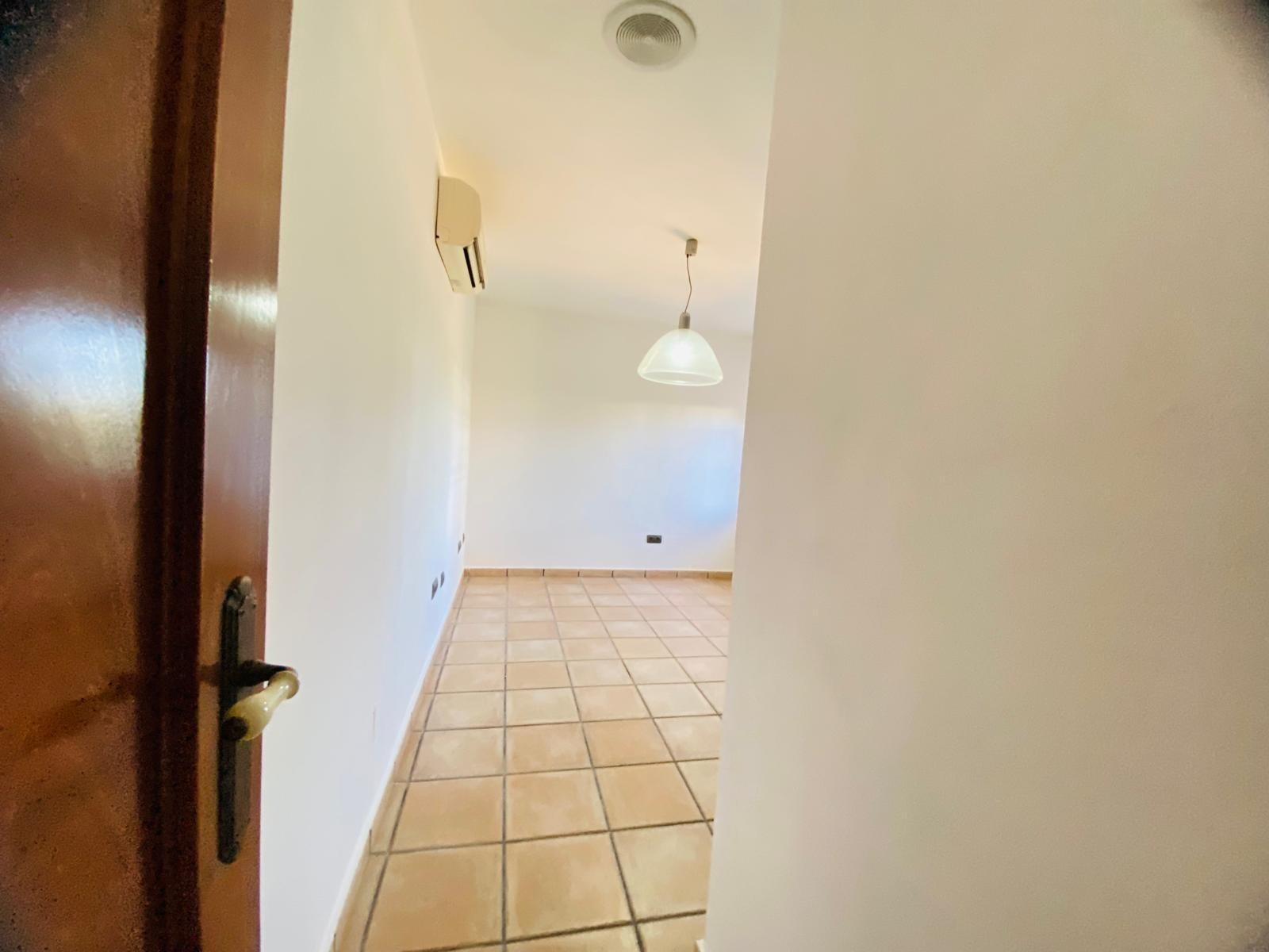 Villa in La Florida, Alicante, Spain 2 bedrooms, 304 sq.m. No. 125412