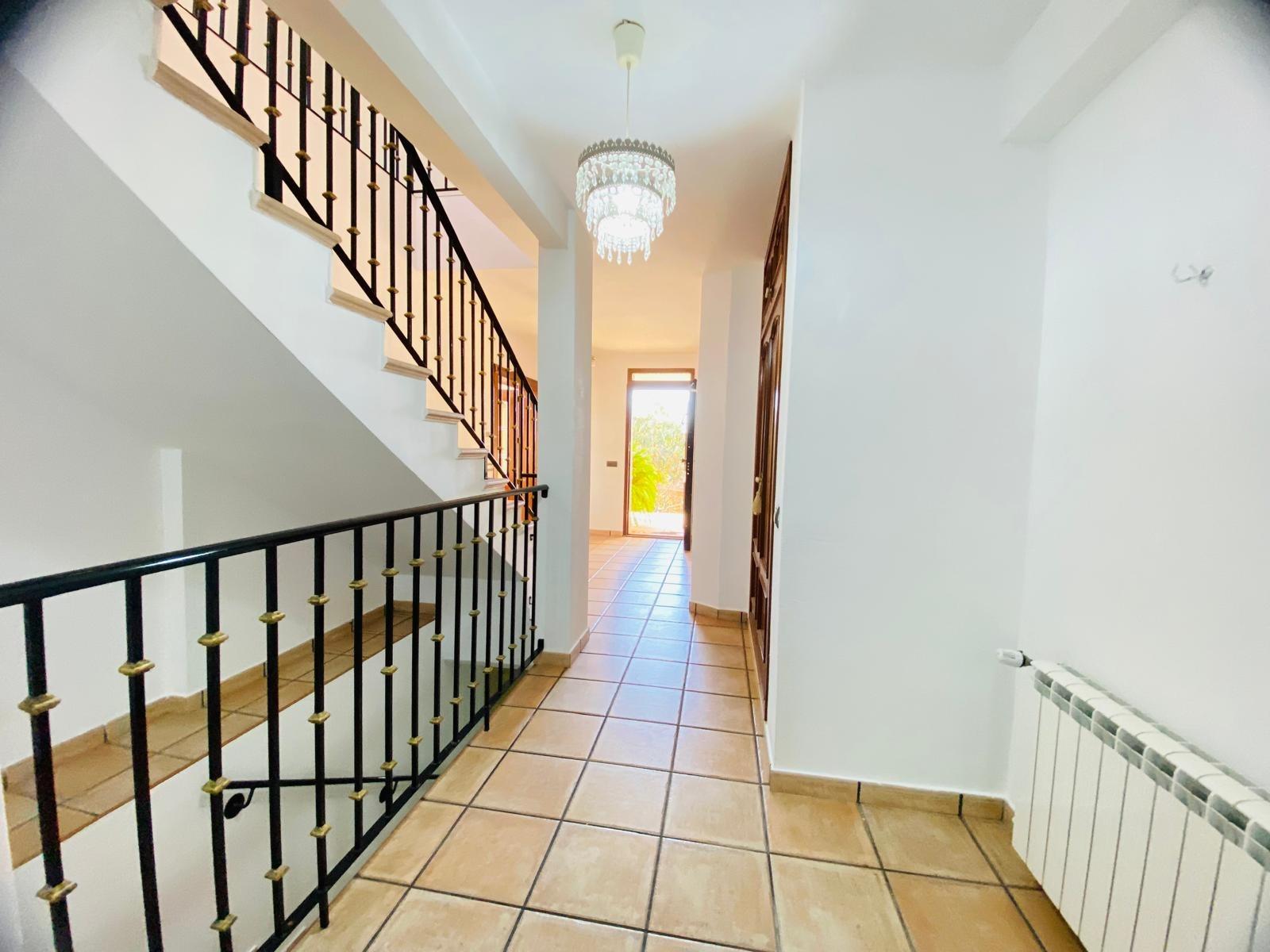 Villa in La Florida, Alicante, Spain 2 bedrooms, 304 sq.m. No. 125412