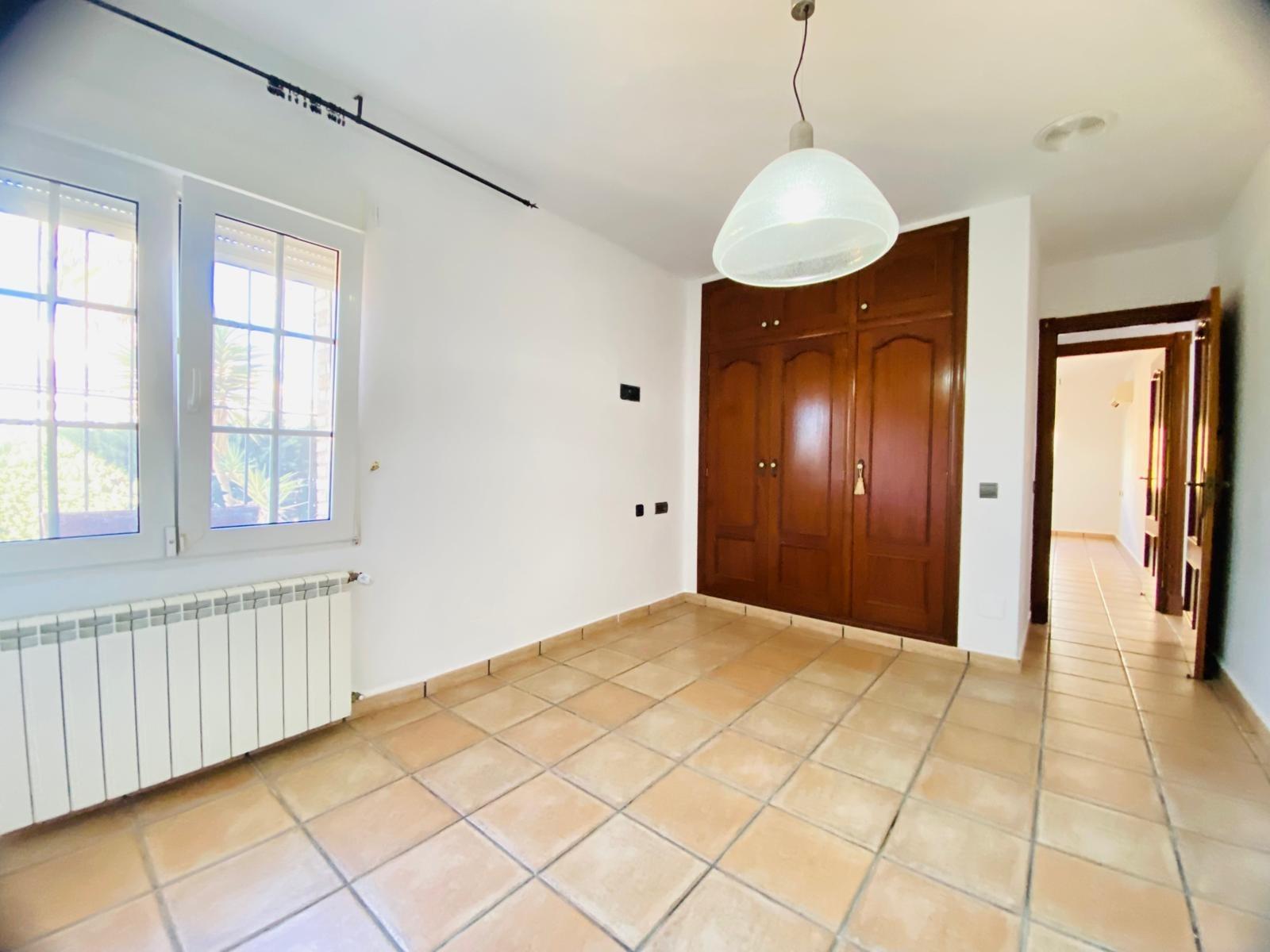Villa in La Florida, Alicante, Spain 2 bedrooms, 304 sq.m. No. 125412