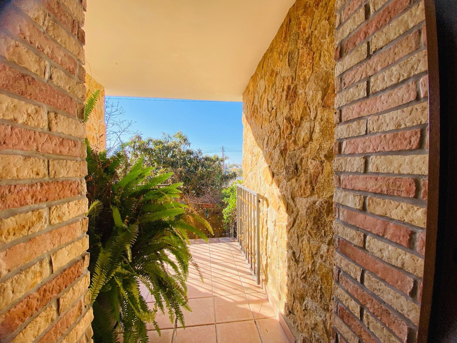 Villa in La Florida, Alicante, Spain 2 bedrooms, 304 sq.m. No. 125412