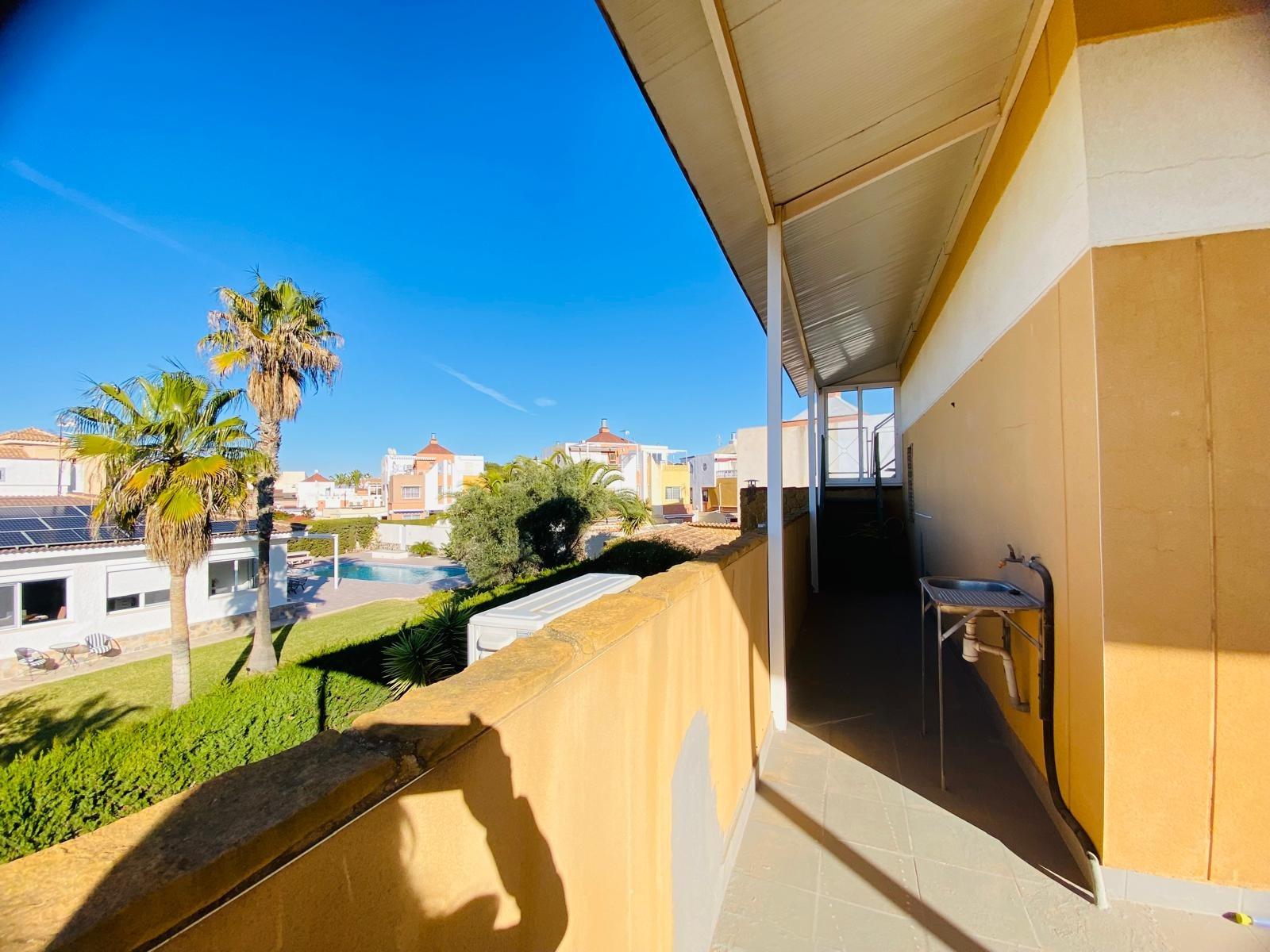 Villa in La Florida, Alicante, Spain 2 bedrooms, 304 sq.m. No. 125412