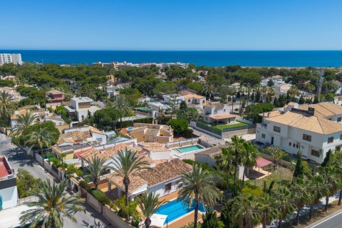 Villa à vendre à Punta Prima, Alicante, Espagne, 4 chambres, 168 m2 No. 127724 - photo 29
