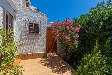 Villa for sale Orihuela, Alicante, Spain 4 bedrooms, 168 sq.m. No. 127724 - photo 24