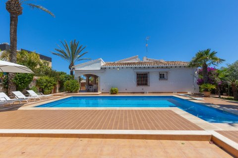 Villa for sale Orihuela, Alicante, Spain 4 bedrooms, 168 sq.m. No. 127724 - photo 12