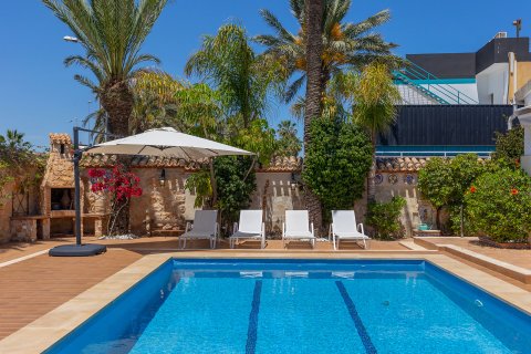 Villa for sale Orihuela, Alicante, Spain 4 bedrooms, 168 sq.m. No. 127724 - photo 13