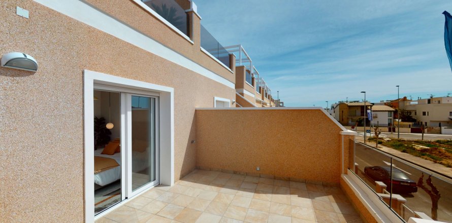 Kaupunkipientalo Pilar de la Horadada, Alicante, Espanja 3 makuuhuonetta, 81 m2 No. 130816