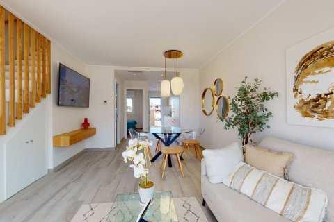 Kaupunkipientalo myytävänä Pilar de la Horadada, Alicante, Espanja, 3 makuuhuonetta, 81 m2 No. 130816 - kuva 3