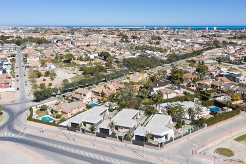 Villa for sale San Javier, Murcia, Spain 3 bedrooms, 216 sq.m. No. 130815 - photo 12