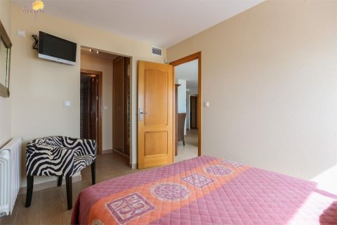 Apartment for sale Torrevieja, Alicante, Spain 4 bedrooms, 175 sq.m. No. 127132 - photo 18