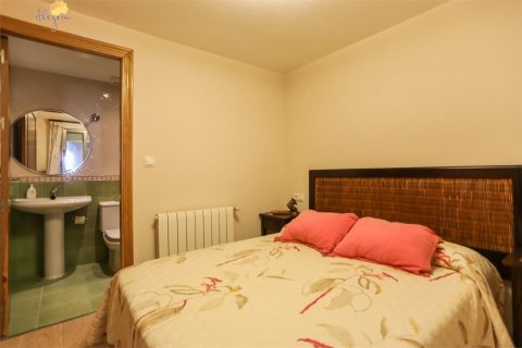 Apartment for sale Torrevieja, Alicante, Spain 4 bedrooms, 175 sq.m. No. 127132 - photo 28