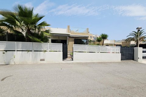 Villa for sale La Regia, Alicante, Spain 3 bedrooms, 74 sq.m. No. 125547 - photo 2