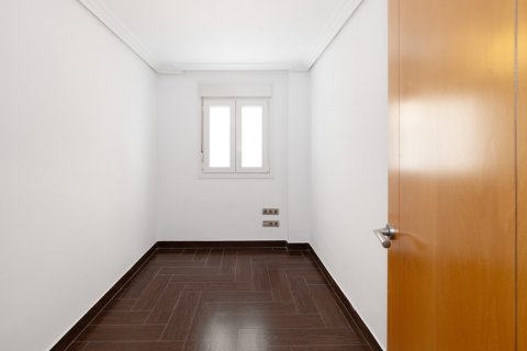 Apartment for sale Malaga, Spain 3 bedrooms, 165 sq.m. No. 122437 - photo 21