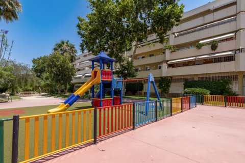 Apartment for sale Malaga, Spain 3 bedrooms, 165 sq.m. No. 122437 - photo 4