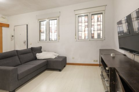 Продажа квартиры в Мадрид, Испания 2 спальни, 56м2 №122436 - фото 4