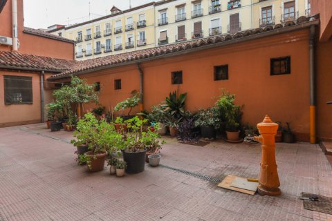 Продажа квартиры в Мадрид, Испания 2 спальни, 56м2 №122436 - фото 28