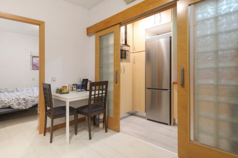 Продажа квартиры в Мадрид, Испания 2 спальни, 56м2 №122436 - фото 9