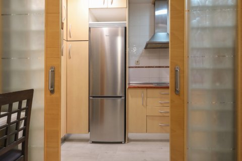 Продажа квартиры в Мадрид, Испания 2 спальни, 56м2 №122436 - фото 11