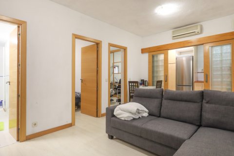Продажа квартиры в Мадрид, Испания 2 спальни, 56м2 №122436 - фото 7