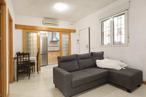 Продажа квартиры в Мадрид, Испания 2 спальни, 56м2 №122436 - фото 5