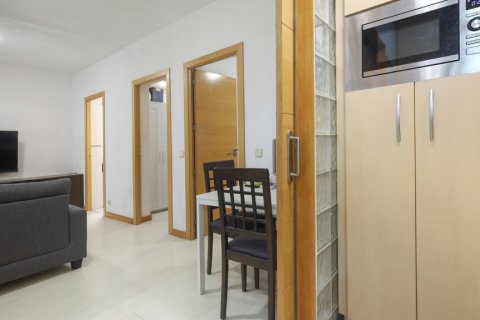 Продажа квартиры в Мадрид, Испания 2 спальни, 56м2 №122436 - фото 15