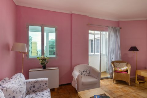 Продажа квартиры в Лас-Пальмас-де-Гран-Канария, Гран-Канария, Испания 3 спальни, 100.6м2 №122435 - фото 11