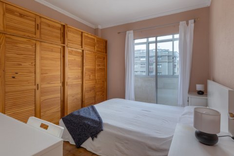 Продажа квартиры в Лас-Пальмас-де-Гран-Канария, Гран-Канария, Испания 3 спальни, 100.6м2 №122435 - фото 17