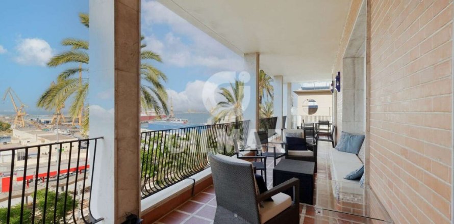 Apartamento Cádiz, España 6 dormitorios, 400 m2 No. 122433