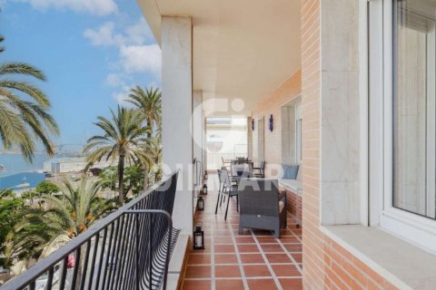 Apartamento en venta Cádiz, España 6 dormitorios, 400 m2 No. 122433 - foto 8