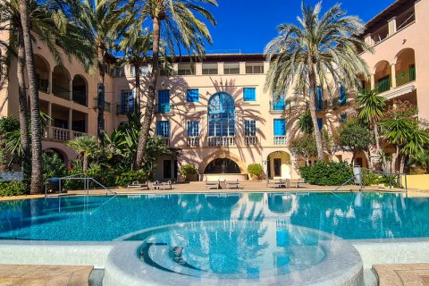 Apartment for rent Illetes (Ses), Mallorca, Spain 2 bedrooms, 100 sq.m. No. 130924 - photo 24