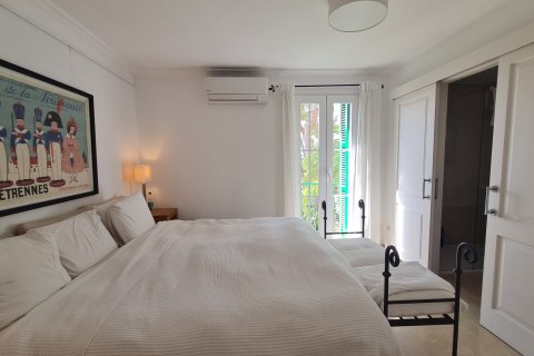 Apartment for rent Illetes (Ses), Mallorca, Spain 2 bedrooms, 100 sq.m. No. 130924 - photo 11
