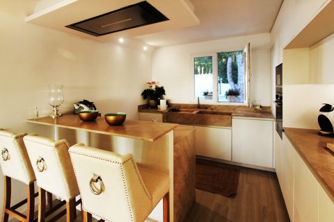 Townhouse for rent Nova Santa Ponsa, Mallorca, Spain 4 bedrooms, 220 sq.m. No. 130929 - photo 5