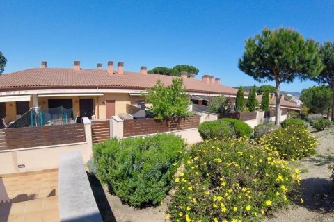 Townhouse for sale Lloret de Mar, Girona, Spain 3 bedrooms, 160 sq.m. No. 130387 - photo 16
