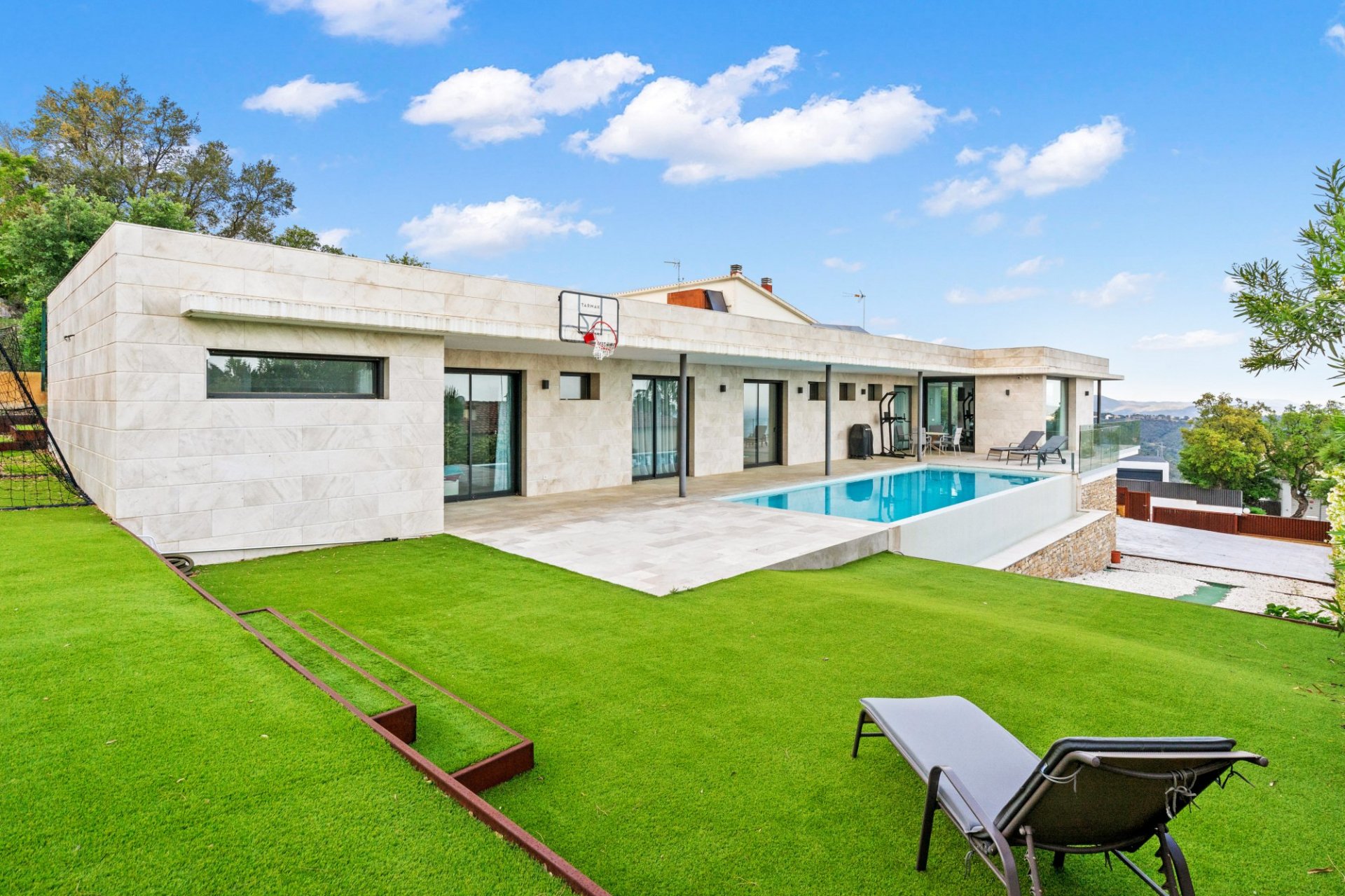 Casa a Platja D'aro, Girona, Spagna 4 camere da letto, 440 mq. N° 130353