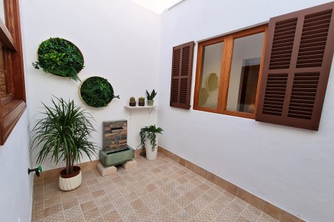 Lägenhet för uthyrning Santanyi, Mallorca, Spanien 3 sovrum, 117 kvm. Nr. 130955 - foto 8