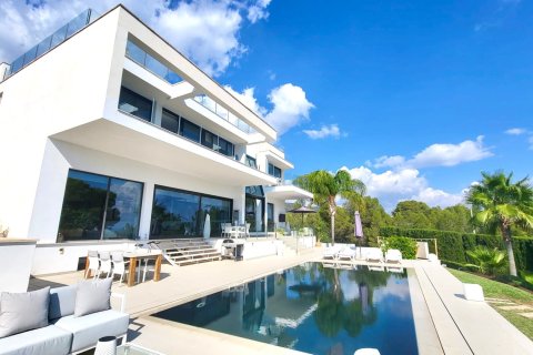 Villa for rent Bendinat, Mallorca, Spain 4 bedrooms, 602 sq.m. No. 130958 - photo 1