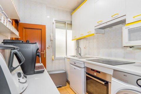 Lägenhet till salu Madrid, Spanien 4 sovrum, 127 kvm. Nr. 120538 - foto 18