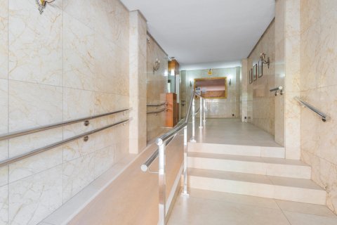 Lägenhet till salu Madrid, Spanien 4 sovrum, 127 kvm. Nr. 120538 - foto 28
