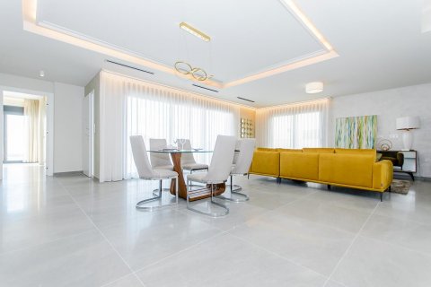 Villa for sale San Miguel de Salinas, Alicante, Spain 3 bedrooms, 126 sq.m. No. 128394 - photo 3