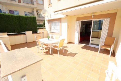 Huoneisto myytävänä Campoamor, Alicante, Espanja, 2 makuuhuonetta, 72 m2 No. 127193 - kuva 15