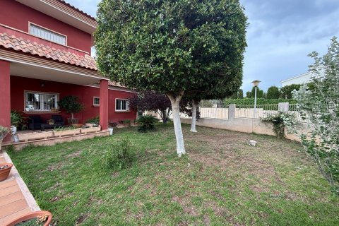 Apartment for sale Santa Pola, Alicante, Spain 7 bedrooms, 513 sq.m. No. 127194 - photo 3