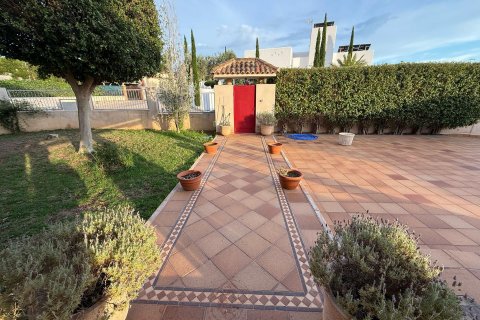 Apartment for sale Santa Pola, Alicante, Spain 7 bedrooms, 513 sq.m. No. 127194 - photo 4