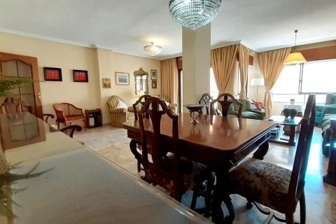 Dzīvoklis pārdošanā Torrevieja, Alicante, Spānijā 4 istabas, 164 m2 Nr. 125593 - attēls 11