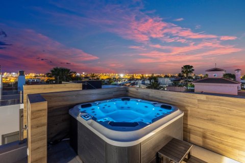 Продажа виллы Торревьеха, Аликанте, Испания 3 спальни, 126м2 №125592 - фото 18