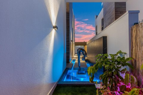 Продажа виллы Торревьеха, Аликанте, Испания 3 спальни, 126м2 №125592 - фото 19